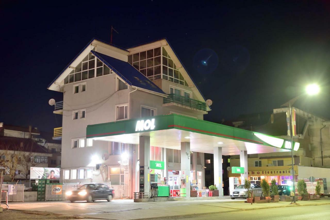 Pensiunea La Safari Németvásár Kültér fotó